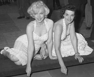 Marilyn Monroe and Jane Russell at Chinese Theater 2.jpg